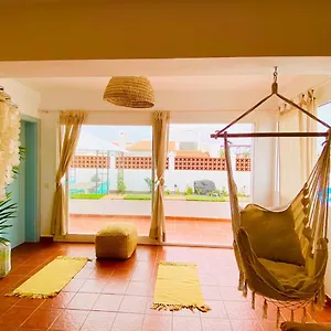 golden-wave-surf-villa.in-canary-islands.com/